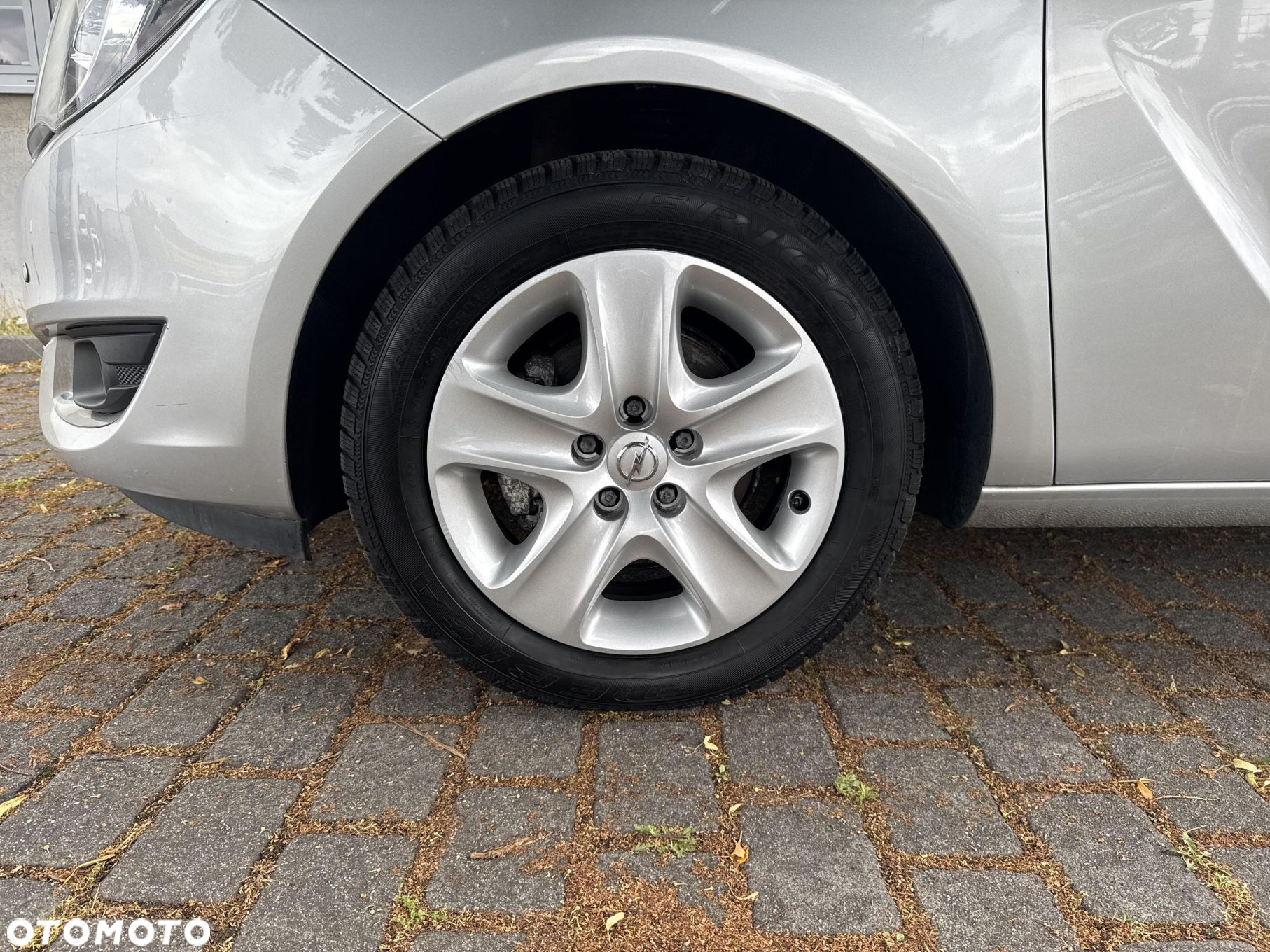 Opel Meriva - 11