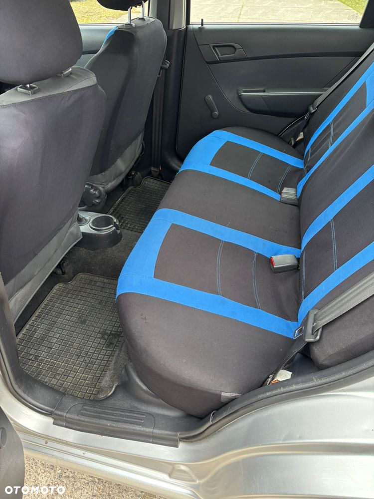 Chevrolet Aveo 1.2 16V Base - 7