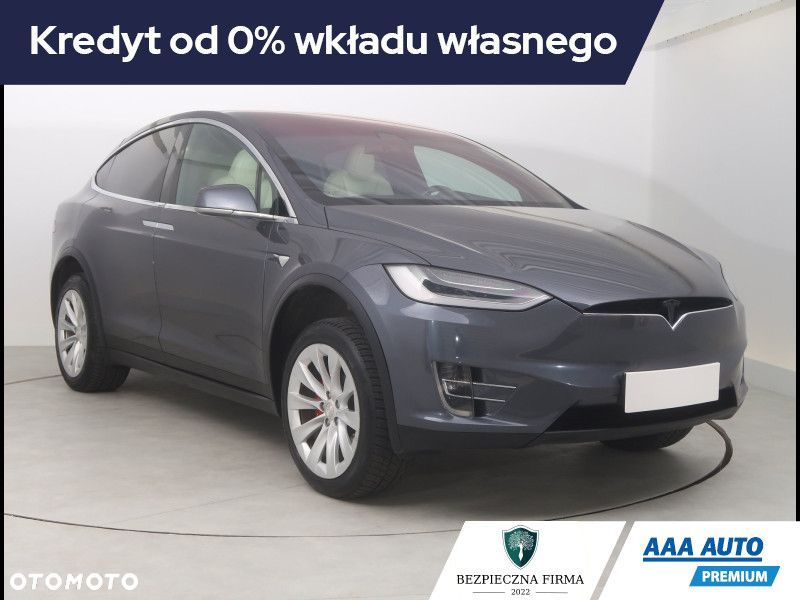 Tesla Model X - 2