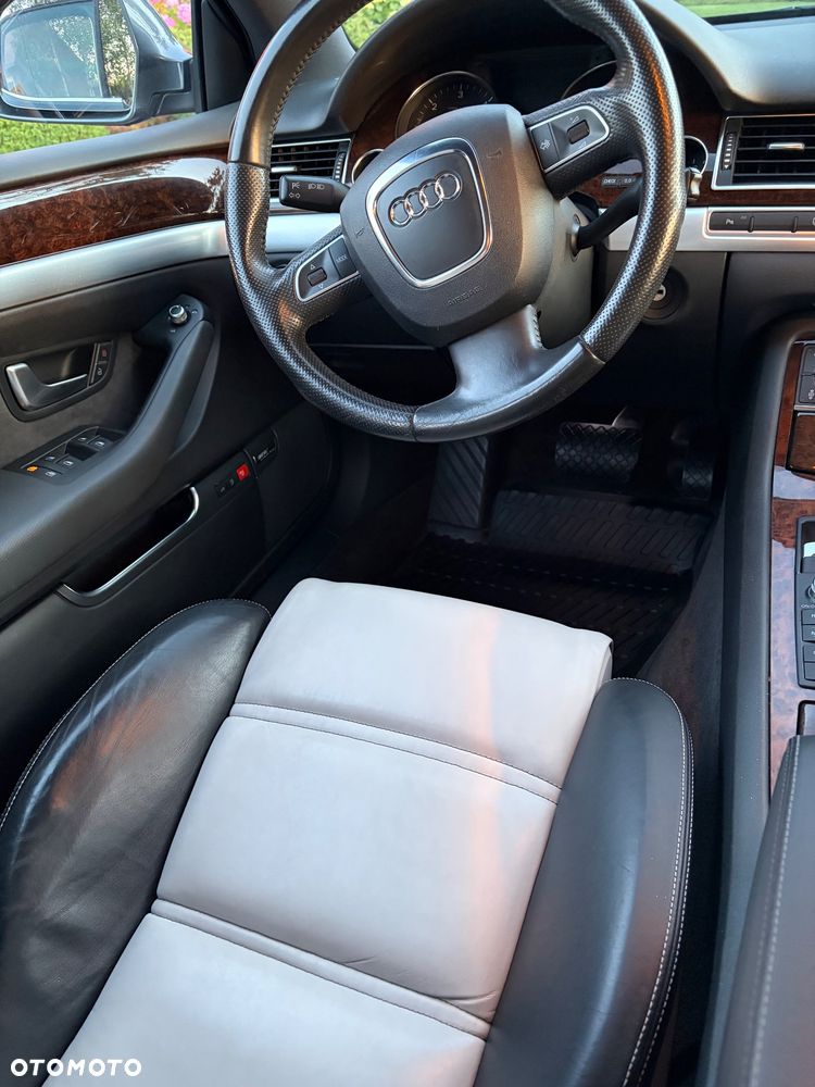 Audi A8 - 17