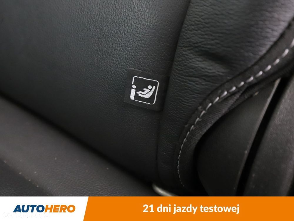 Ford Kuga - 35