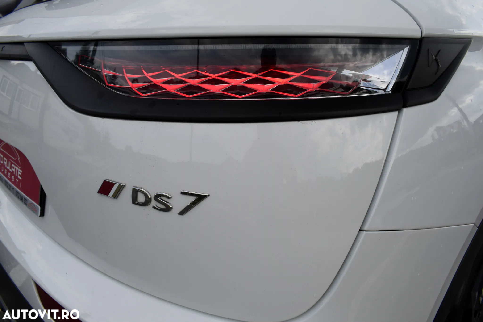 DS Automobiles DS 7 Crossback DS7 1.5 BlueHDi 130 S&S EAT8 PERFORMANCE LINE + - 8