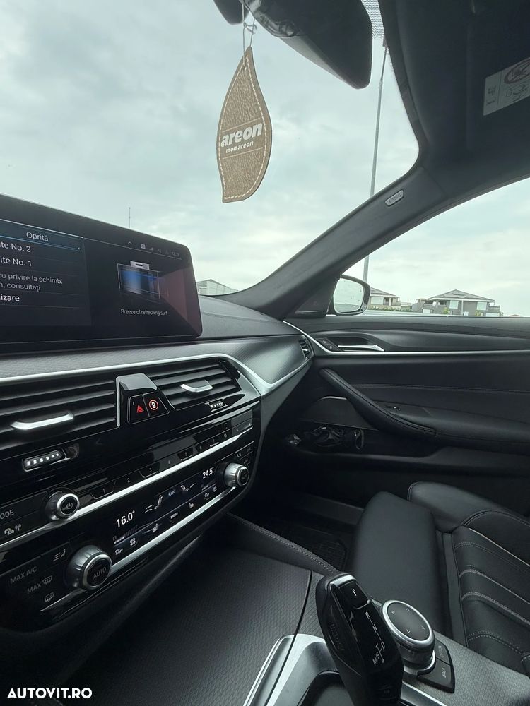 BMW Seria 5 530e xDrive Aut. M Sport Edition - 31