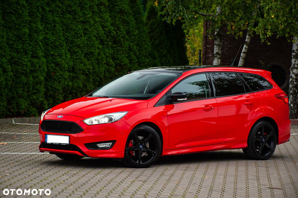 Ford Focus SW 1.5 EcoBoost S&S ST-LINE - 4