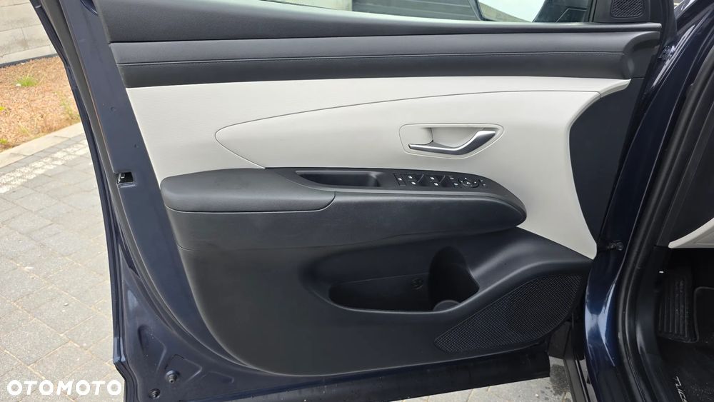Hyundai Tucson 1.6 CRDi 48V Executive 2WD DCT - 24