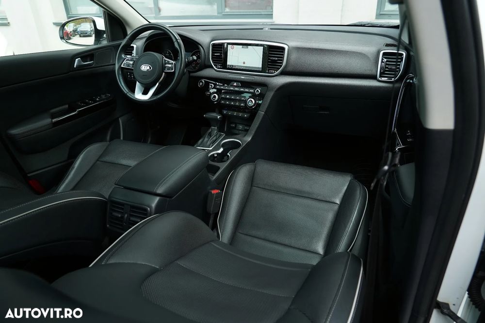 Kia Sportage 2.0 CRDI AWD Eco-Dynamics+ (48V M-H) Aut. GT LINE - 12