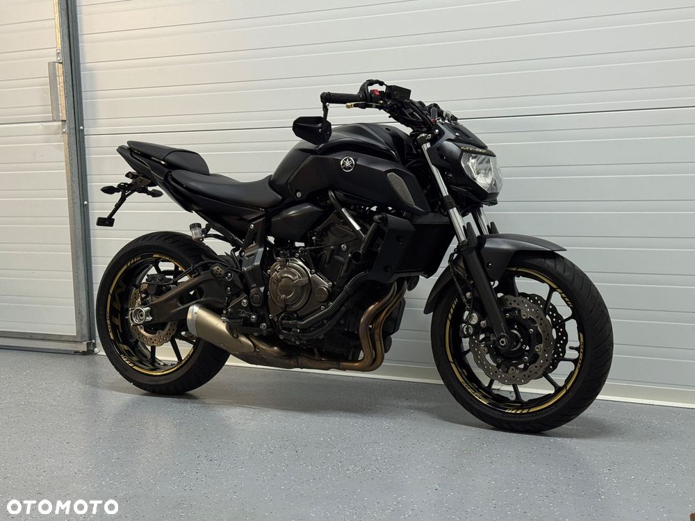 Yamaha MT - 1