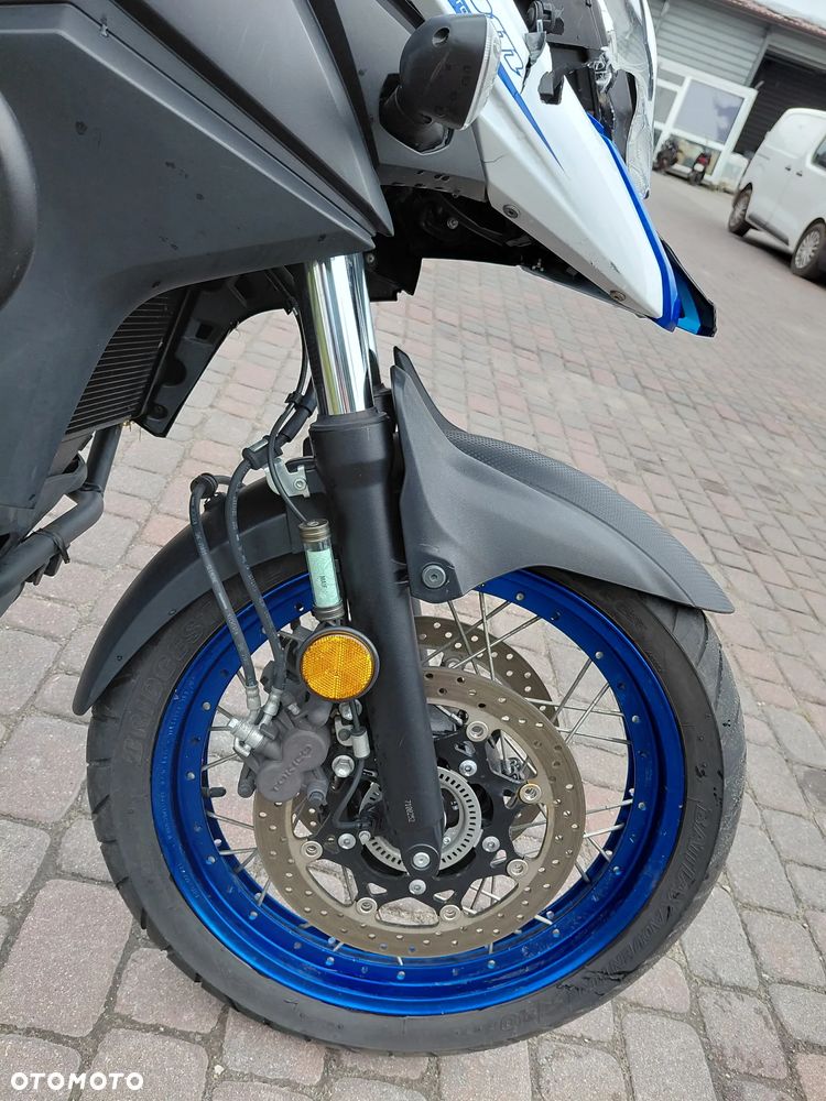 Suzuki V-STROM - 15