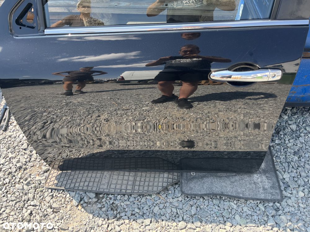 Drzwi przednie lewe Mercedes W470 X-KLASA - 2