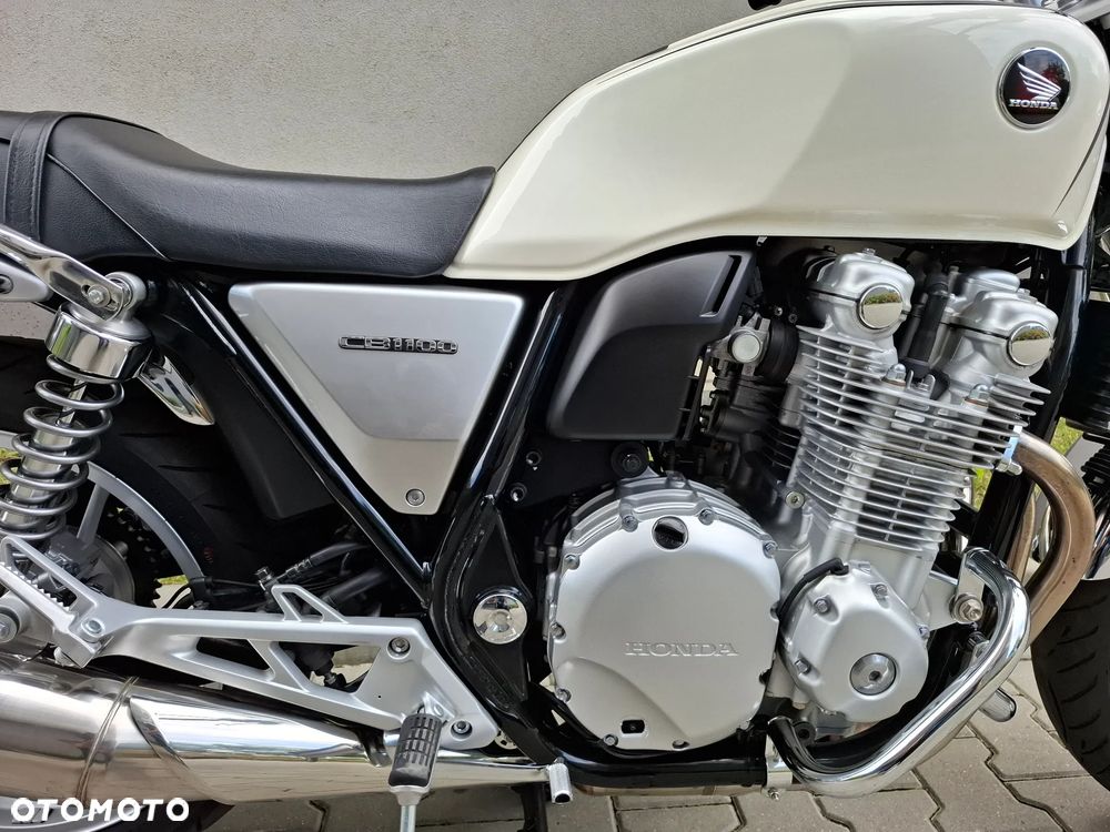 Honda CB - 26