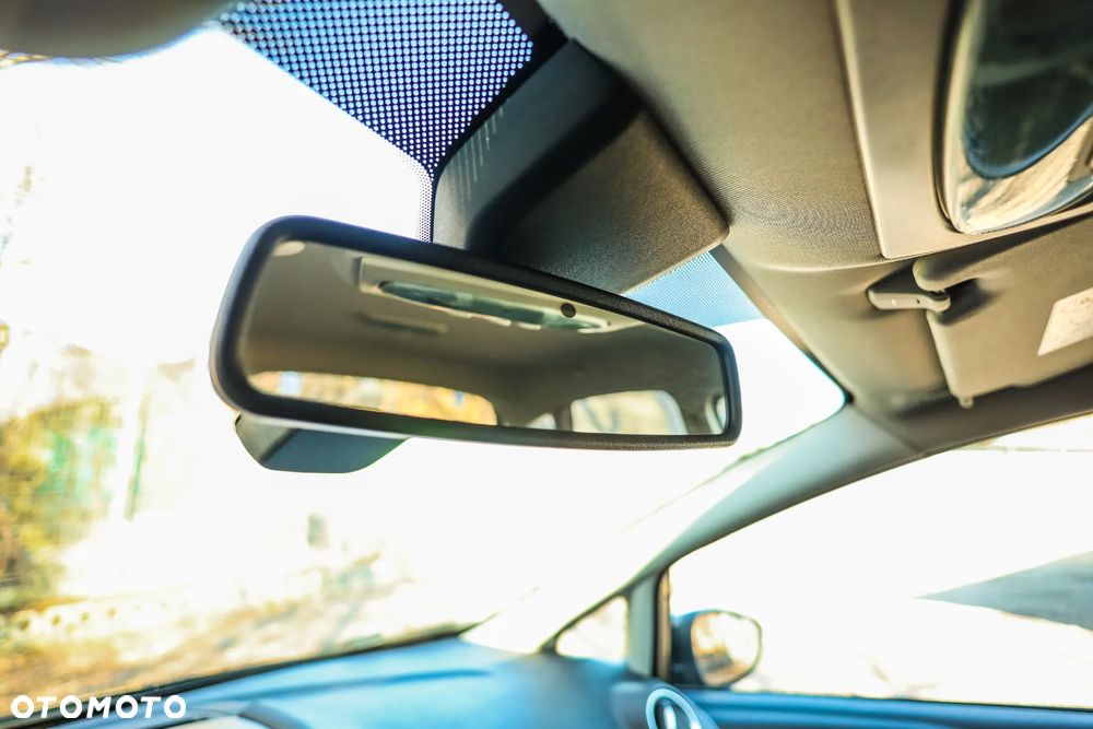 Ford Fiesta 1.0 EcoBoost STart-Stop Titanium - 13