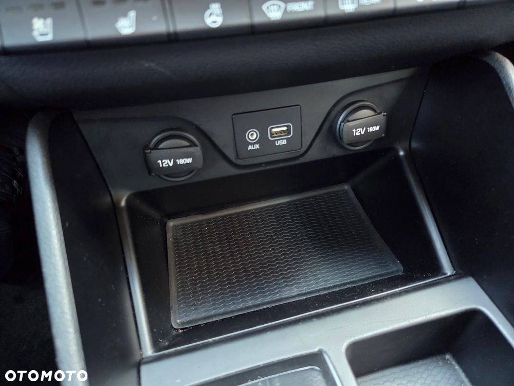 Hyundai Tucson blue 1.7 CRDi 2WD DCT Premium - 26