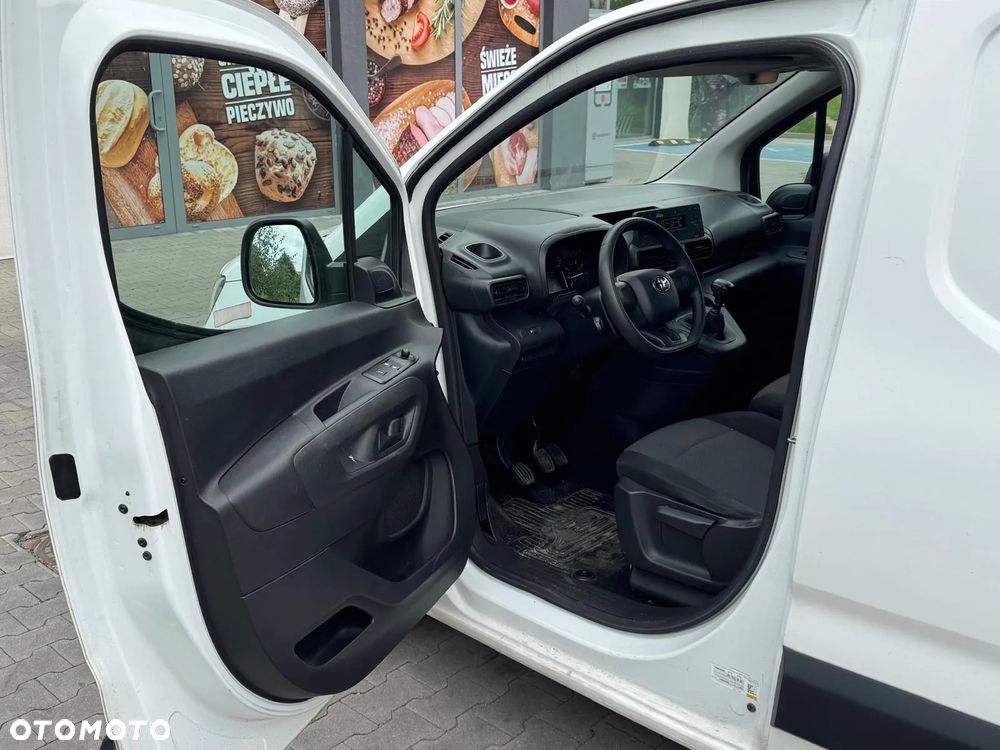 Toyota ProAce - 16