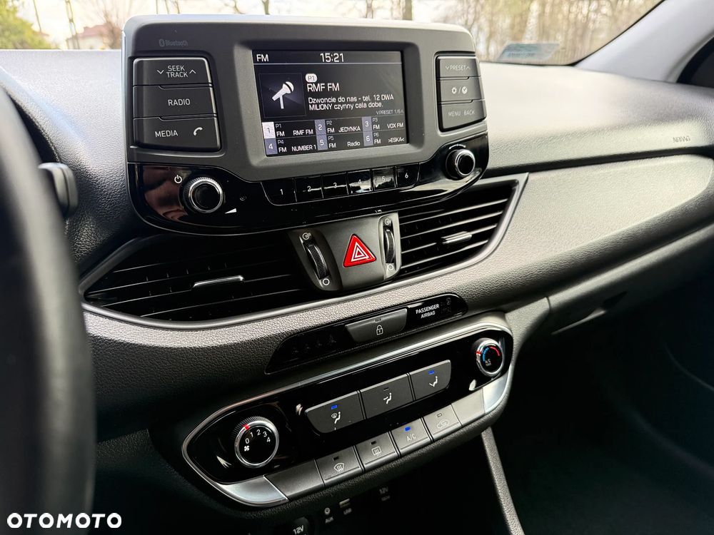 Hyundai i30 1.4 Classic + - 33