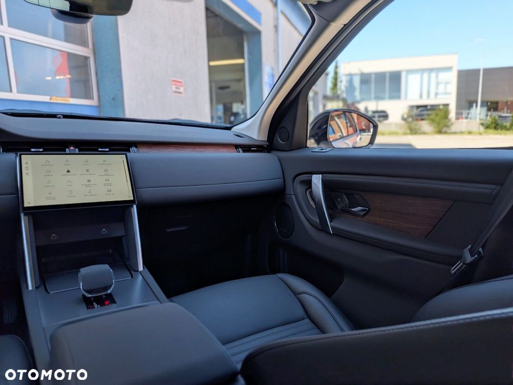 Land Rover Discovery Sport 2.0 D200 mHEV S - 17