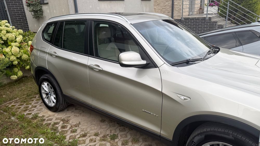 BMW X3 xDrive20d - 8
