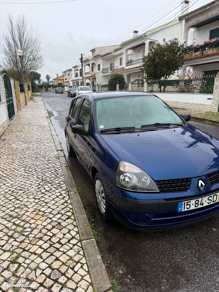 Renault Clio - 2
