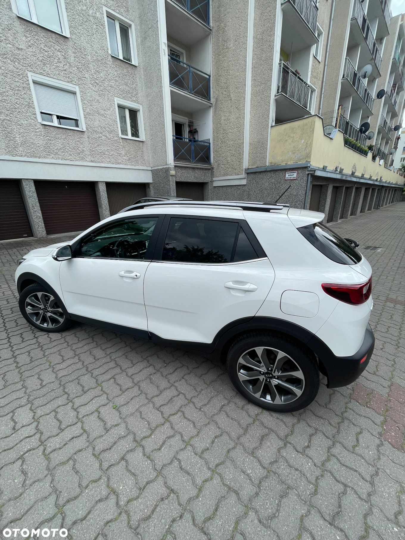 Kia Stonic 1.0 T-GDI L DCT - 3