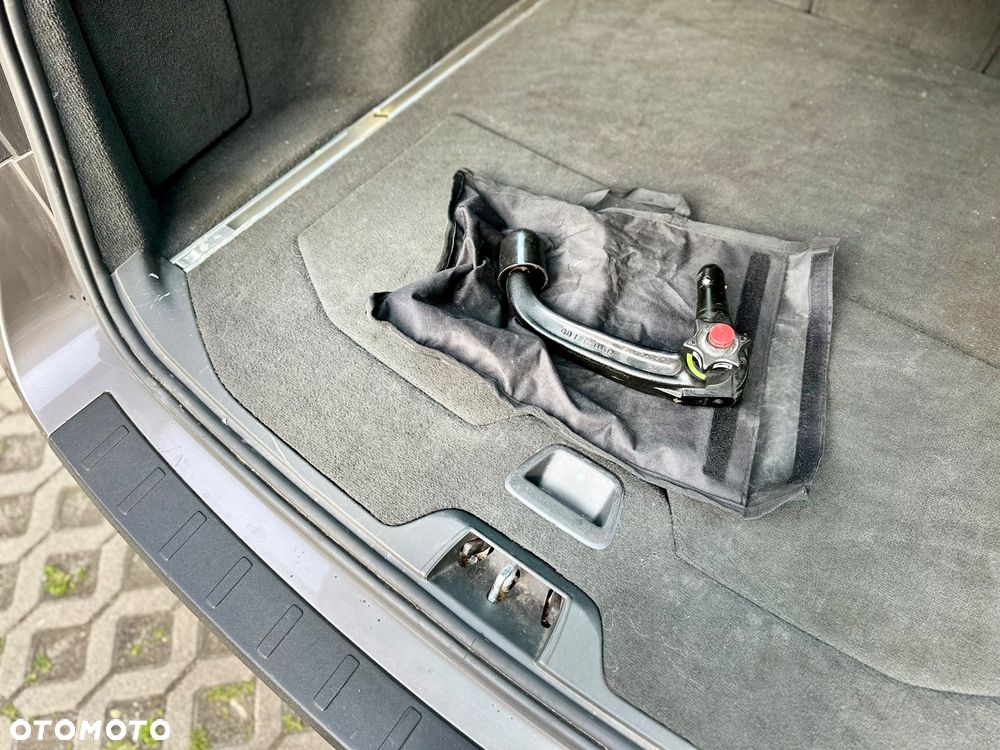 Volvo V70 D5 Summum - 20