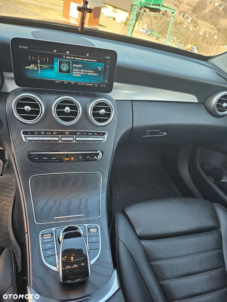 Mercedes-Benz Klasa C 300 d 4MATIC 9G-TRONIC - 16