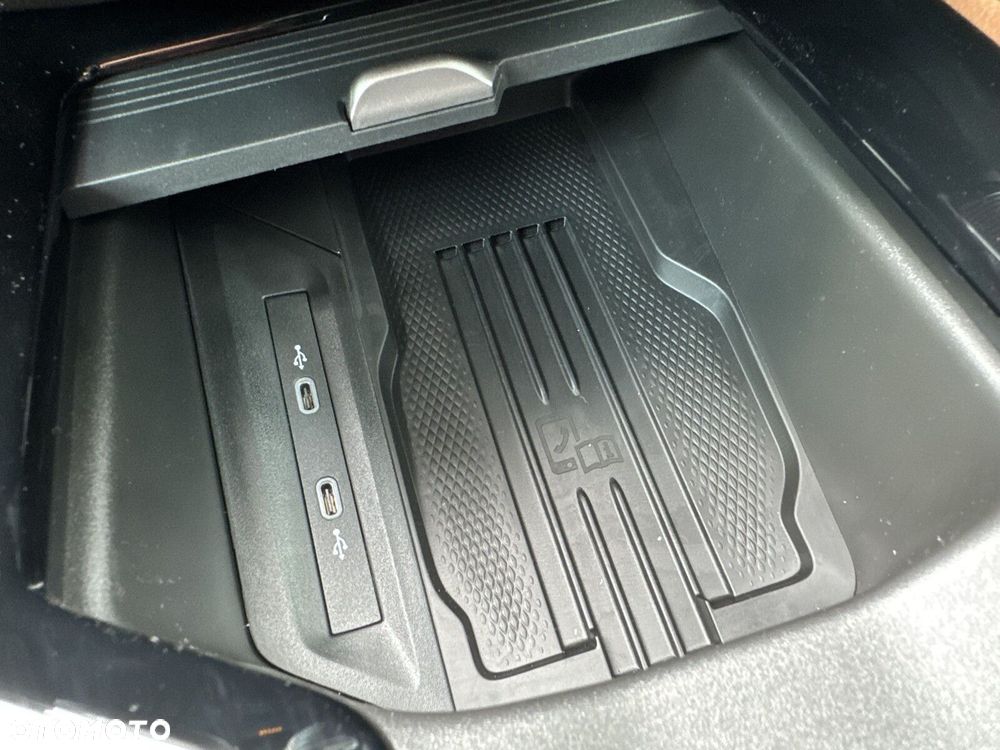 Skoda Superb 2.0 TSI 4x4 L&K DSG - 27