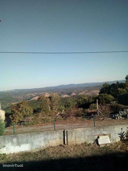 Quinta e roseiral á venda - Grande imagem: 3/4