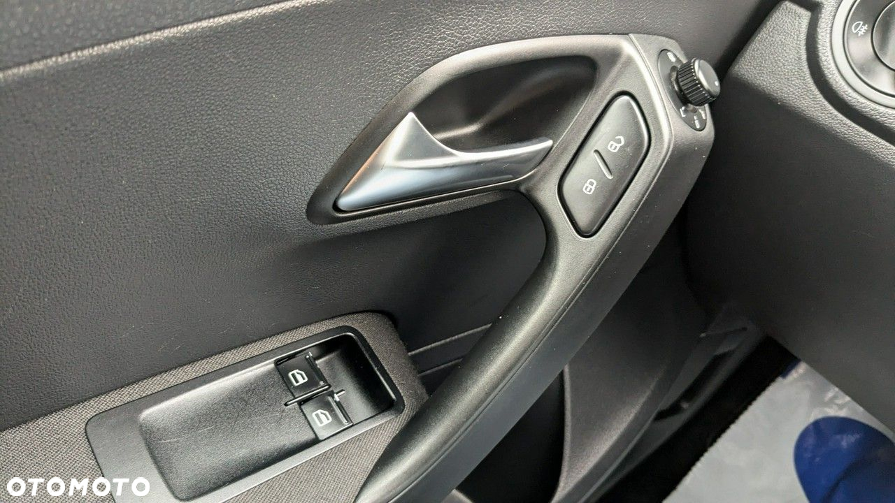 Volkswagen Polo - 27