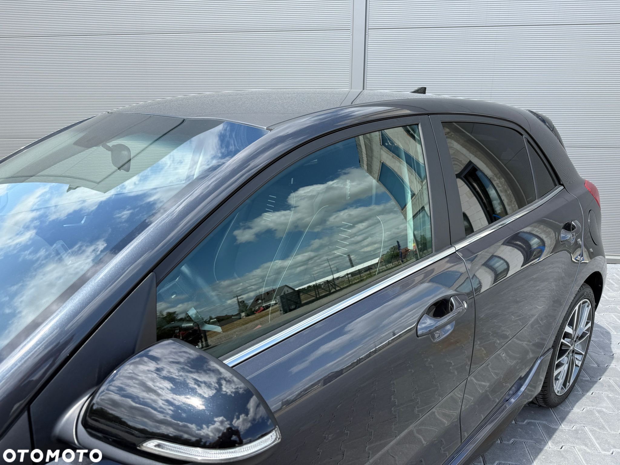 Kia Rio 1.0 T-GDI 120 DCT7 GT Line - 9