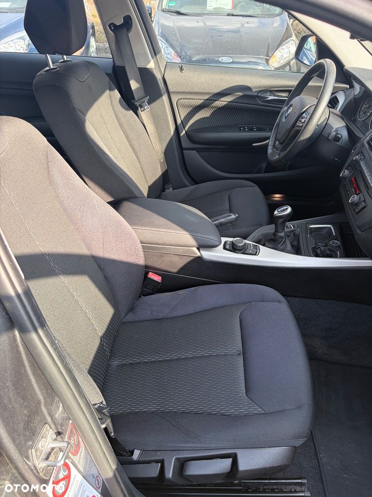 BMW Seria 1 - 15