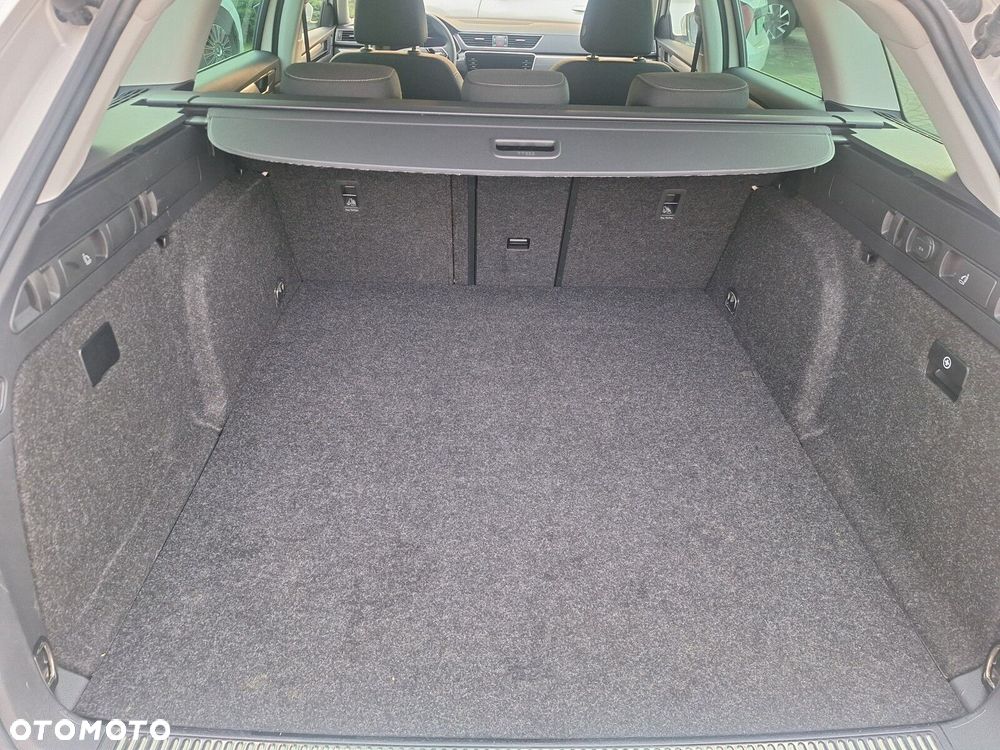 Skoda Superb 1.4 TSI Plug-In Hybrid Style DSG - 11