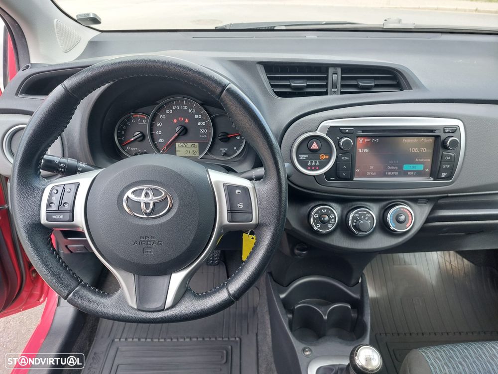 Toyota Yaris 1.0 VVT-i ACtive+AC - 3