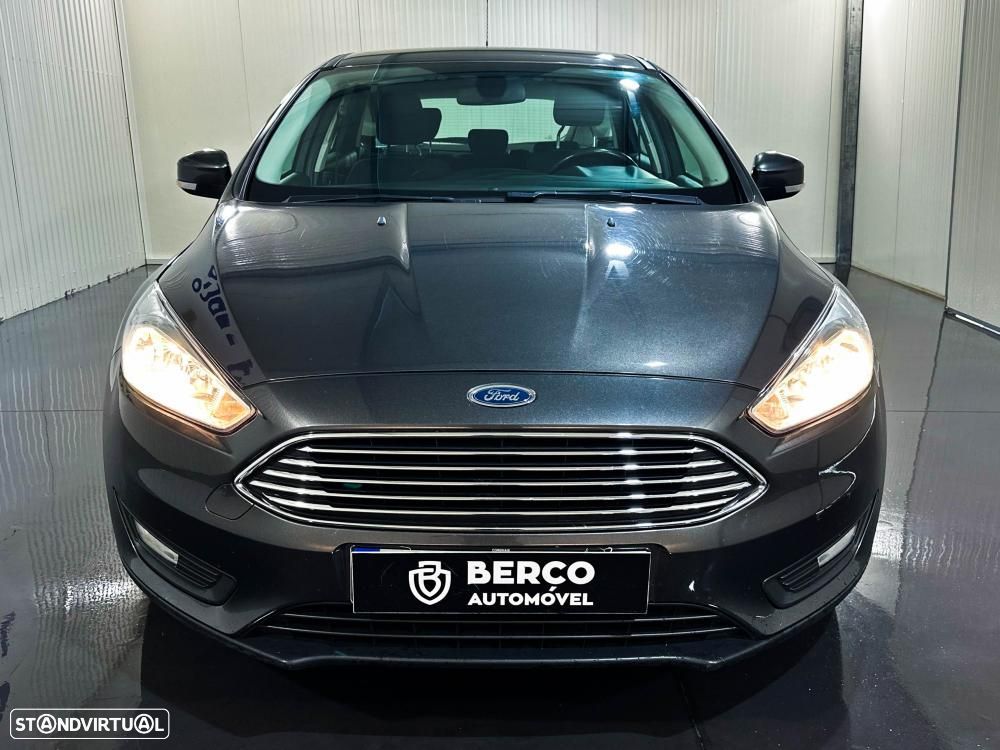 Ford Focus 1.6 TDCi Titanium — fotografia 2