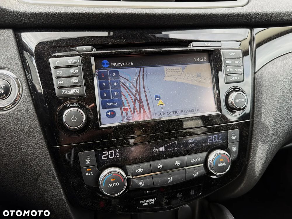 Nissan Qashqai 1.6 DCi Tekna EU6 - 21