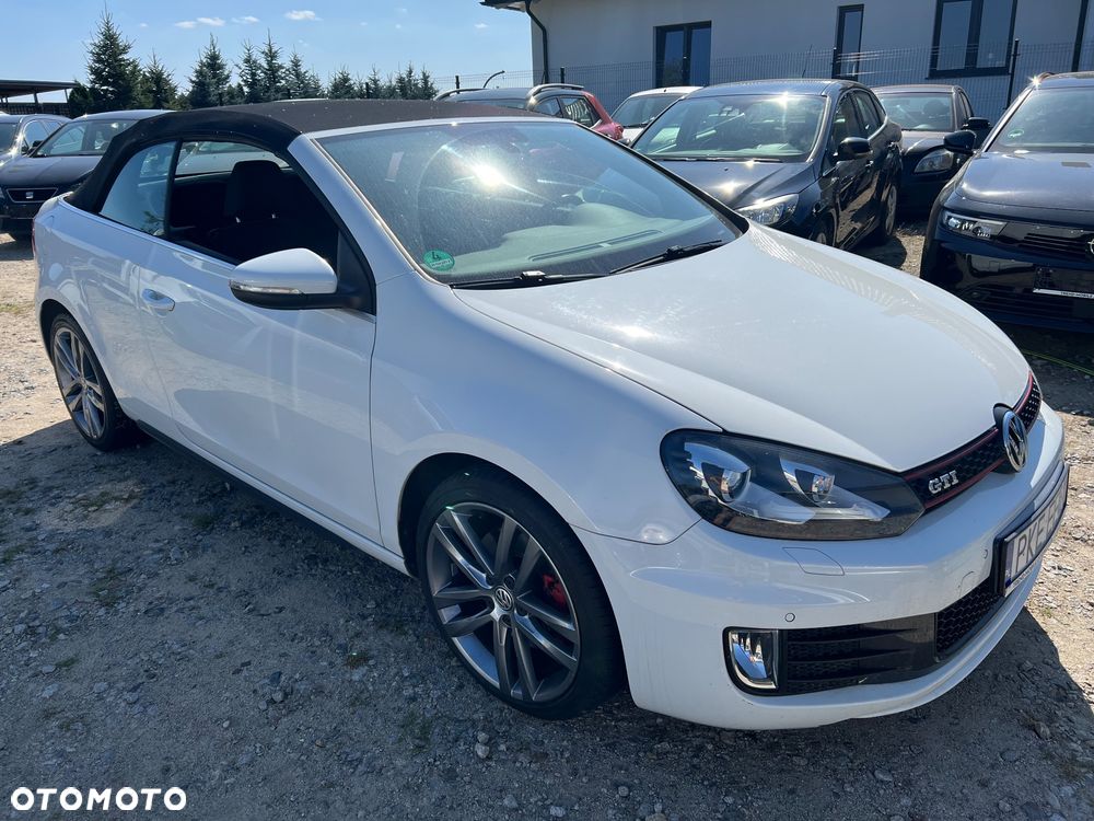 Volkswagen Golf - 2