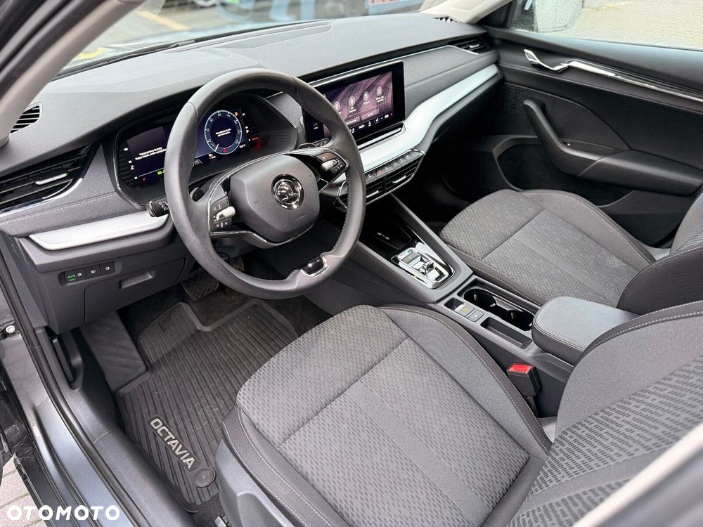 Skoda Octavia 2.0 TSI 4x4 Style DSG - 27