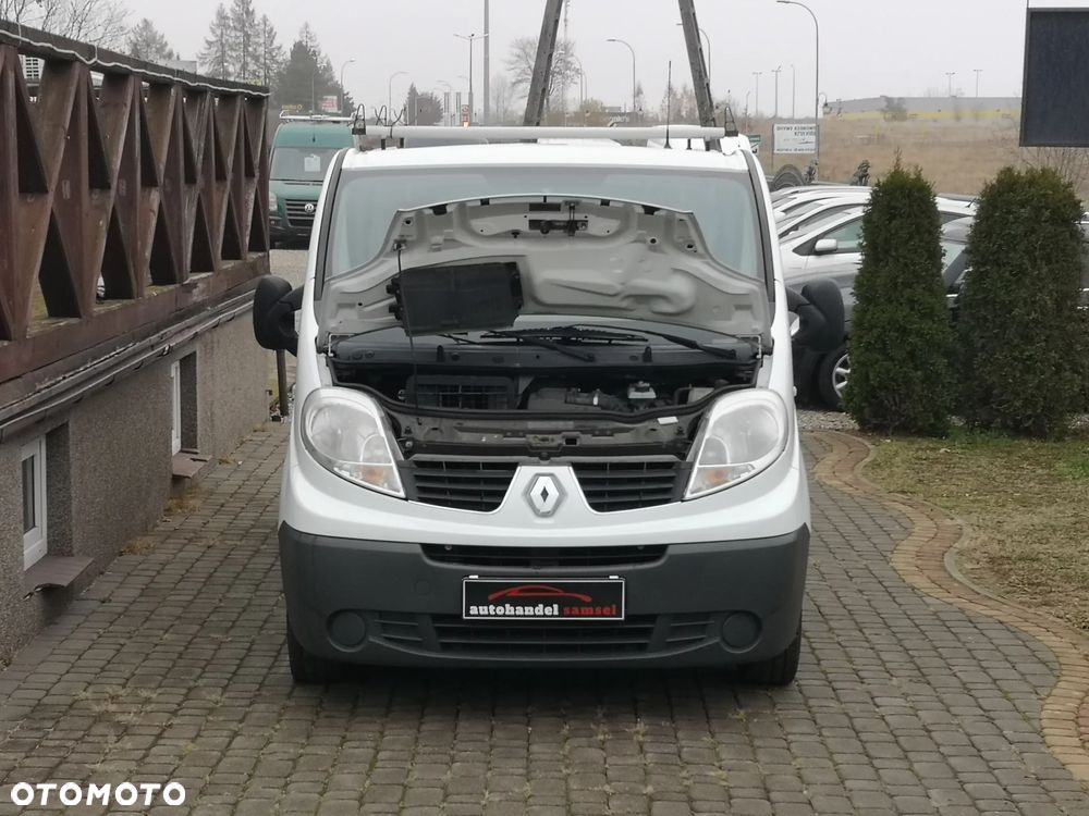 Renault Trafic 2.0dCi - 17