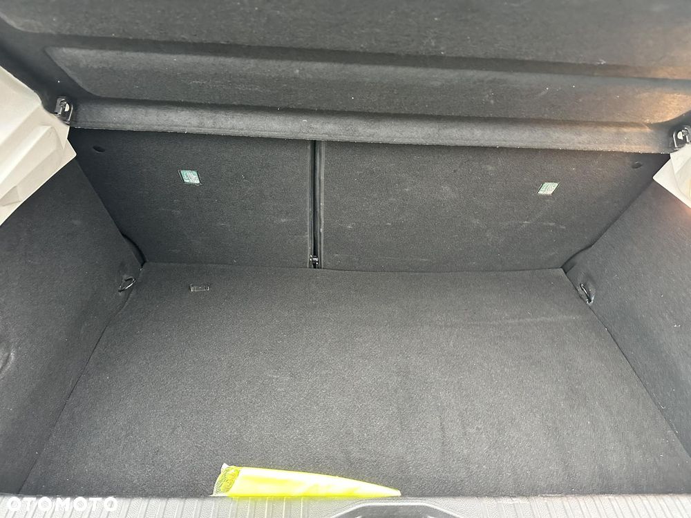 Renault Clio E-TECH 140 BUSINESS EDITION - 14