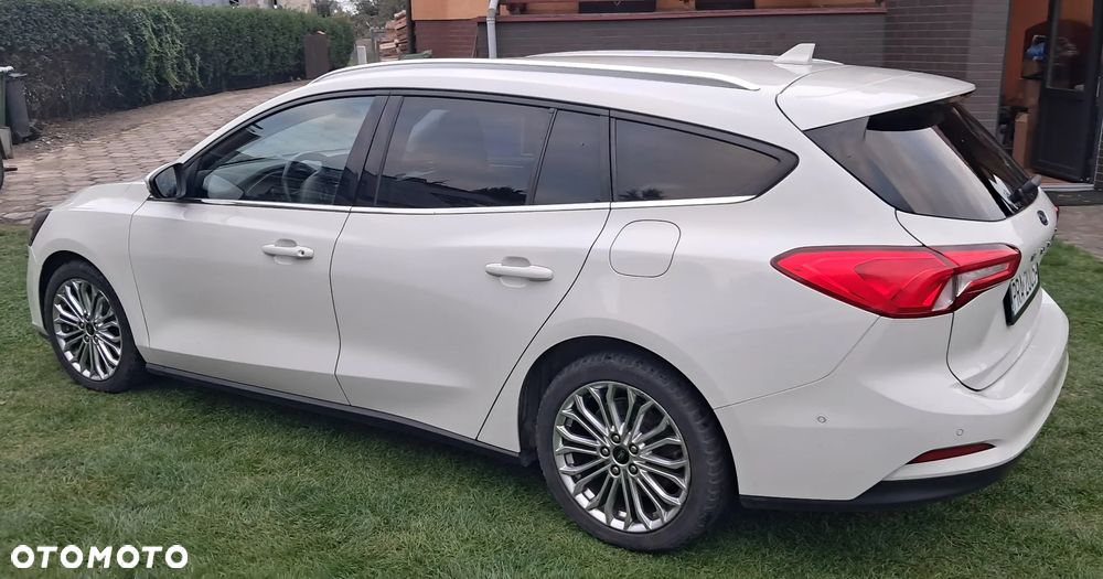 Ford Focus - 8
