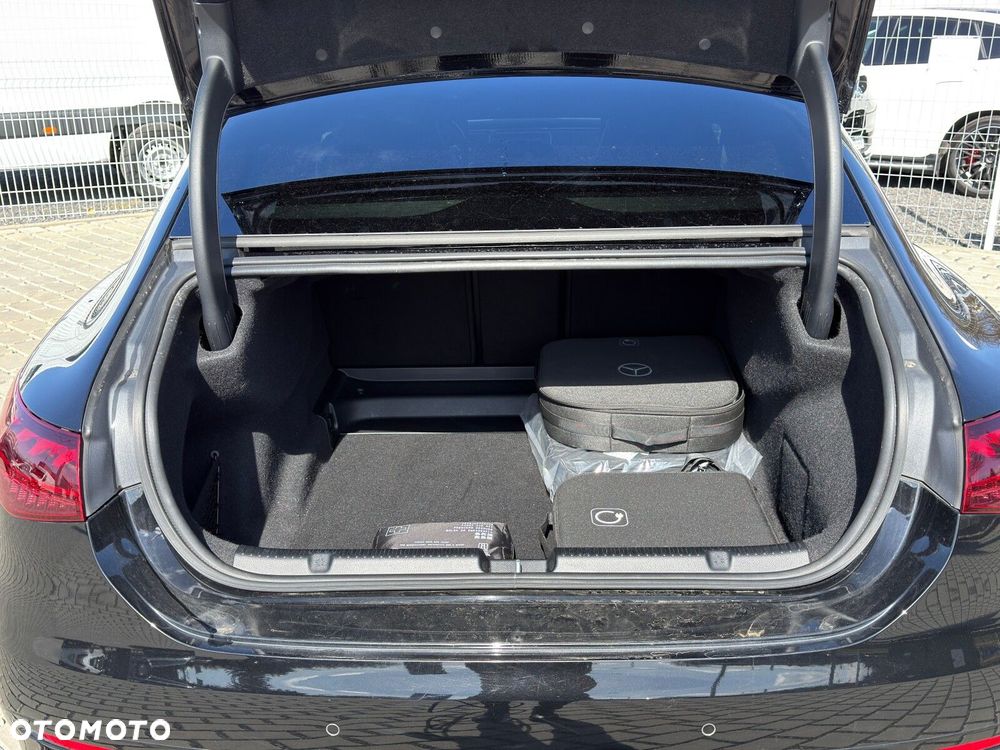 Mercedes-Benz EQE AMG 43 90.5kWh 4-Matic+ - 29