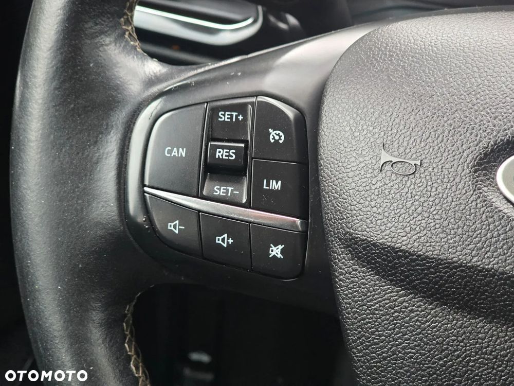 Ford Fiesta 1.0 EcoBoost S&S COOL&CONNECT - 21