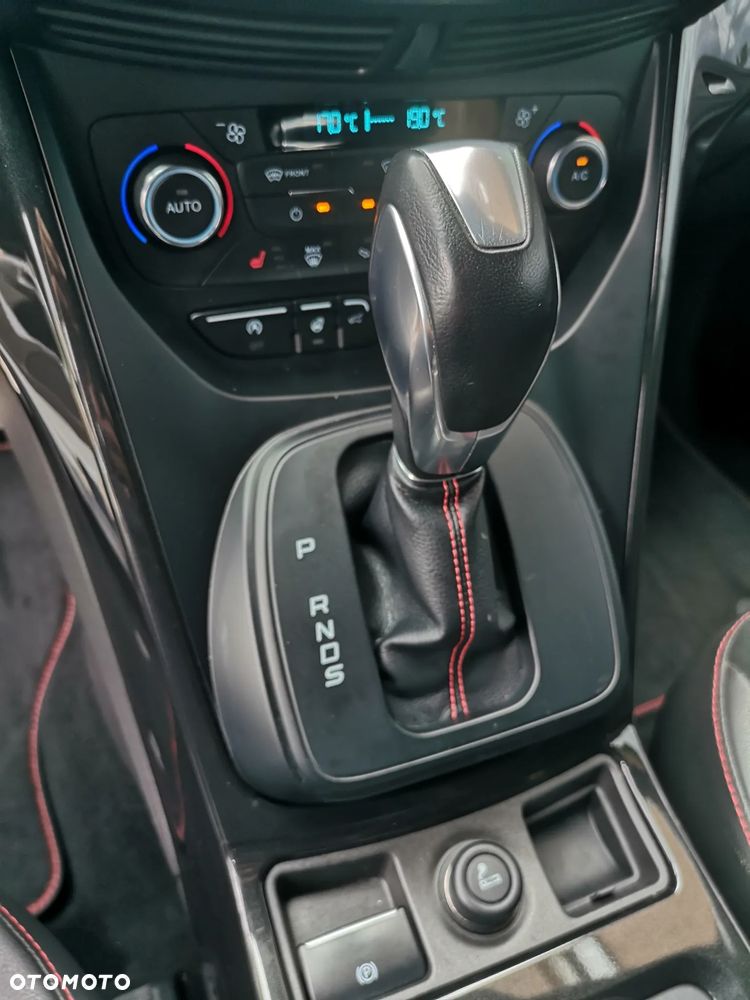 Ford Kuga 2.0 EcoBoost 4x4 ST-Line - 23