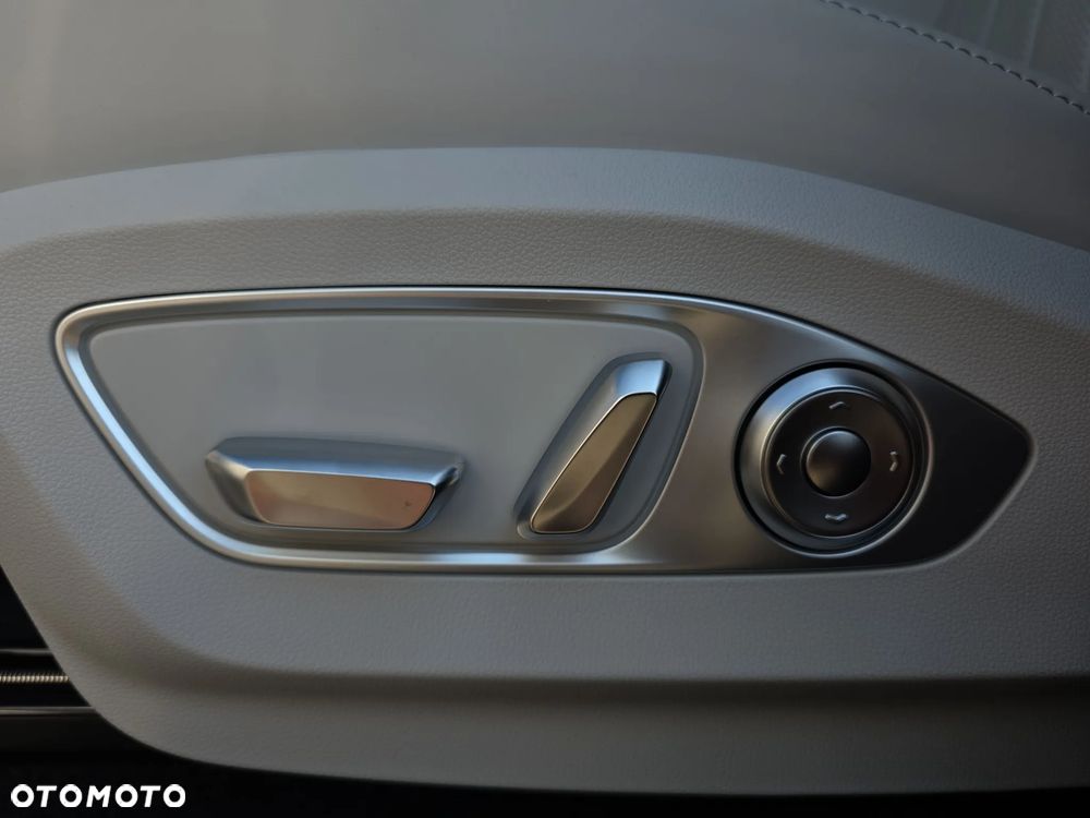 XPeng G9 94.6 kWh AWD Performance - 21