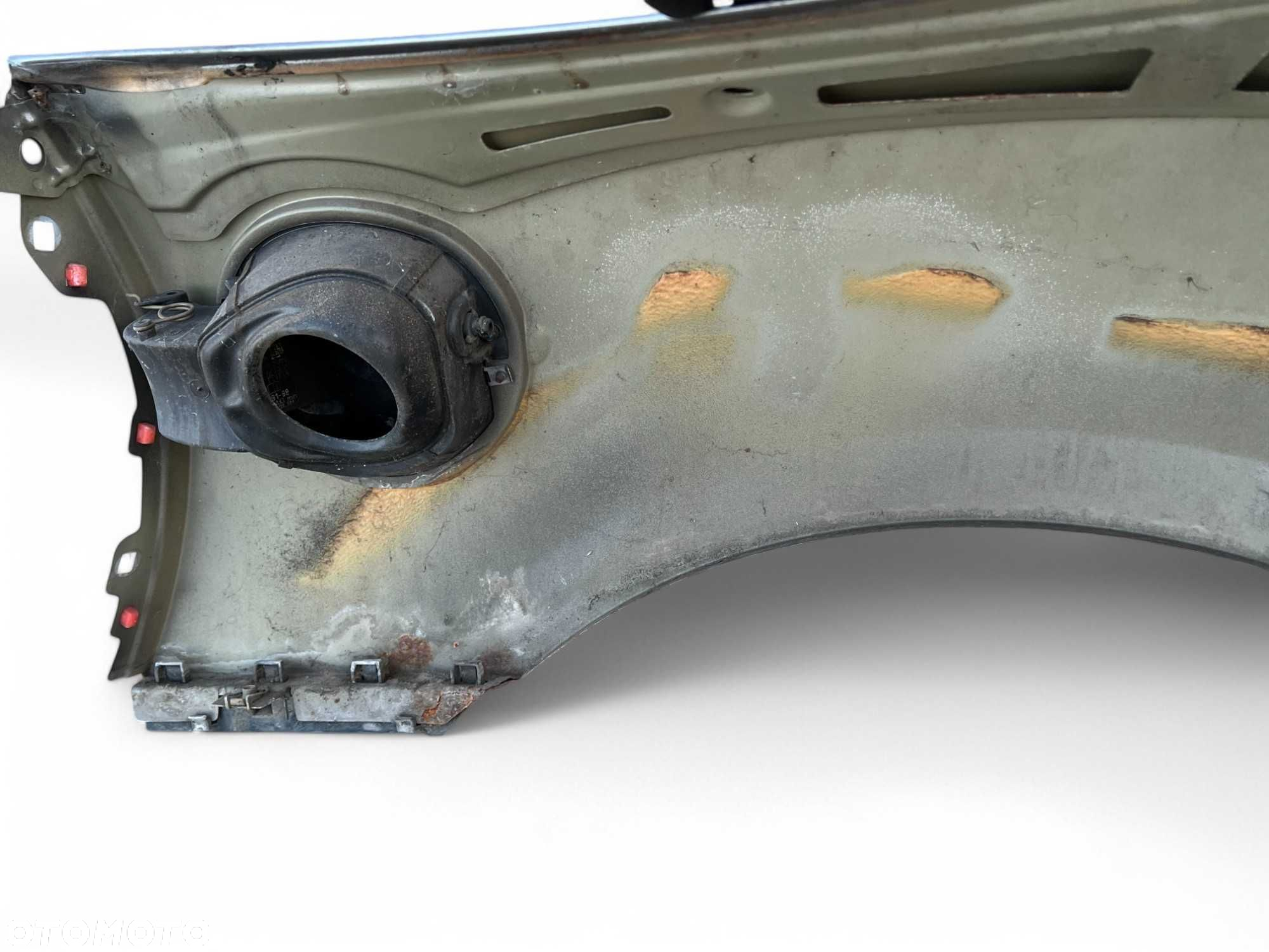 BLOTNIK PRAWY TYL BMW Z4 E85 sterlinggrau - 8