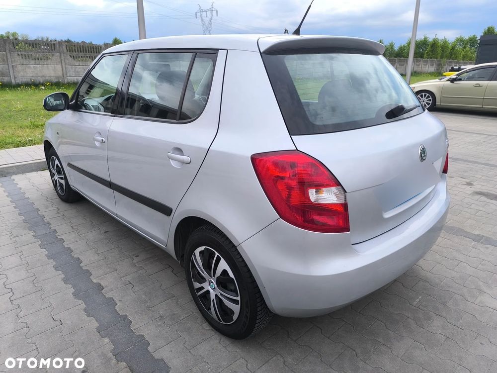 Skoda Fabia 1.2 HTP Classic - 6
