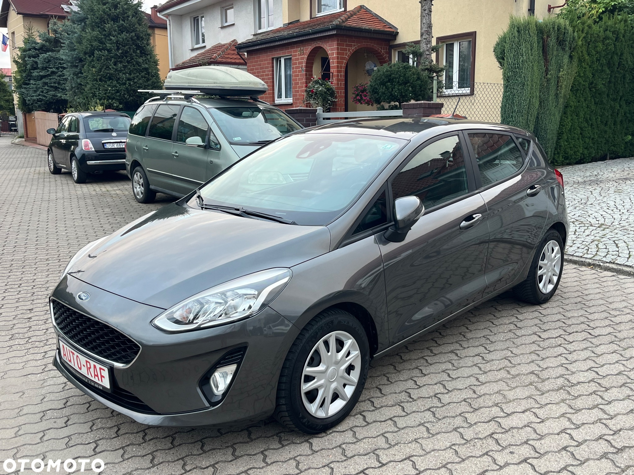 Ford Fiesta 1.1 COOL&CONNECT - 2