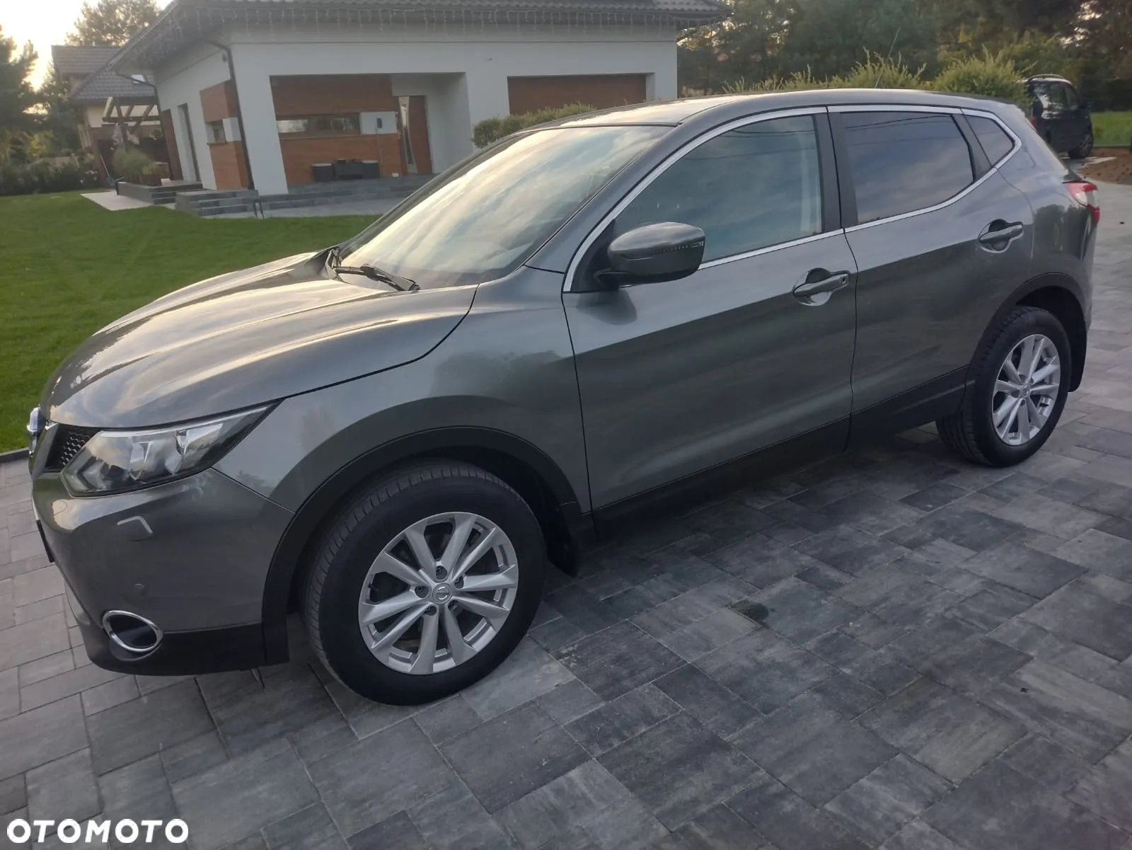 Nissan Qashqai 1.2 DIG-T Tekna EU6 - 3