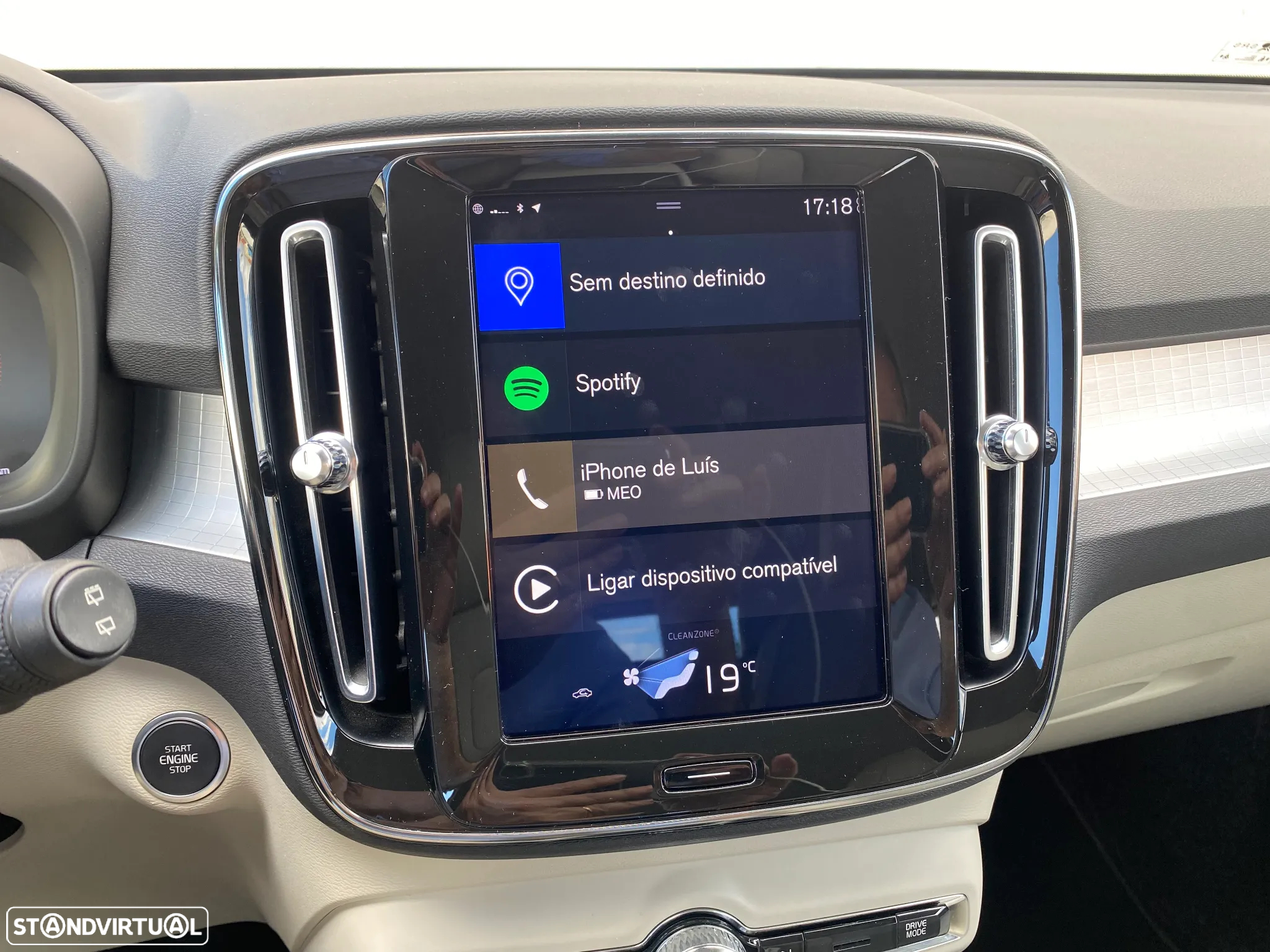 Volvo XC 40 2.0 D3 Momentum Plus Geartronic - 13