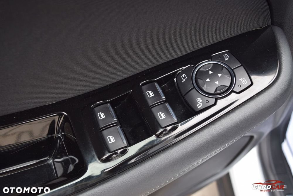 Ford S-Max - 28