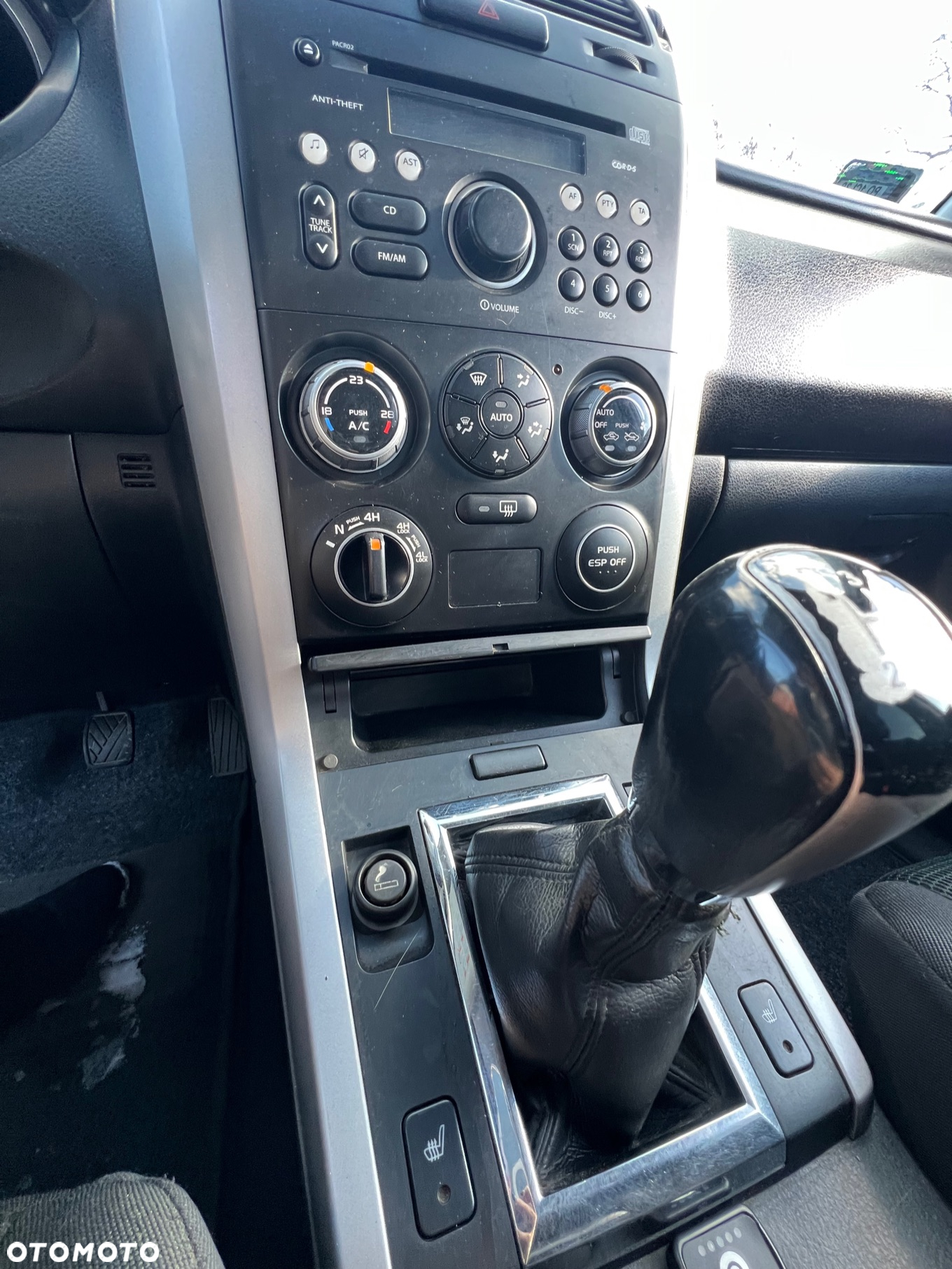 Suzuki Grand Vitara 2.0 - 11