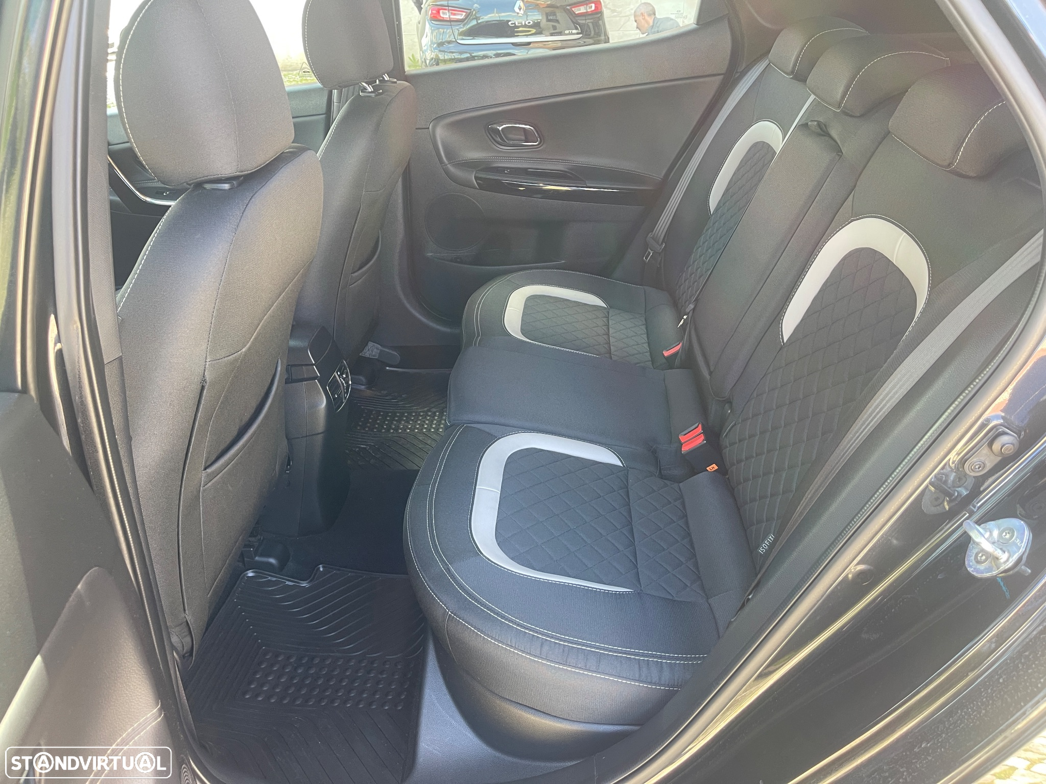 Kia Ceed 1.6 CRDi GT Line - 12